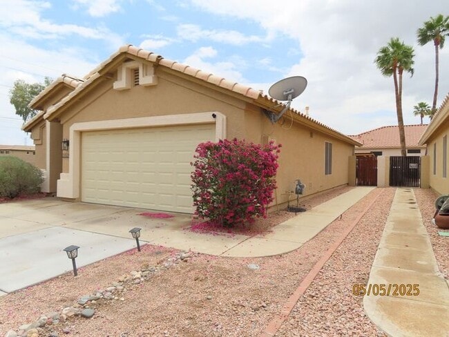 Photo - 2 Bedroom 2 Bath in Coyote Lakes