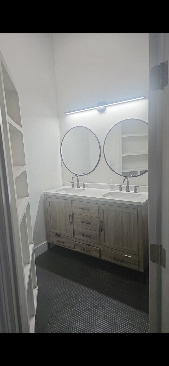 Photo - 1133 Stones Throw Dr NW
