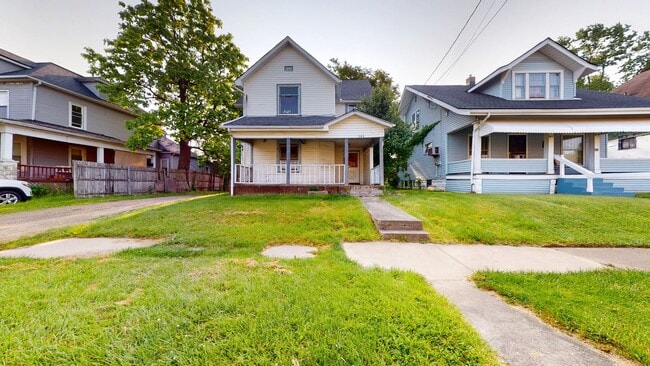 Large house in Mansfield with garage - Large house in Mansfield with garage