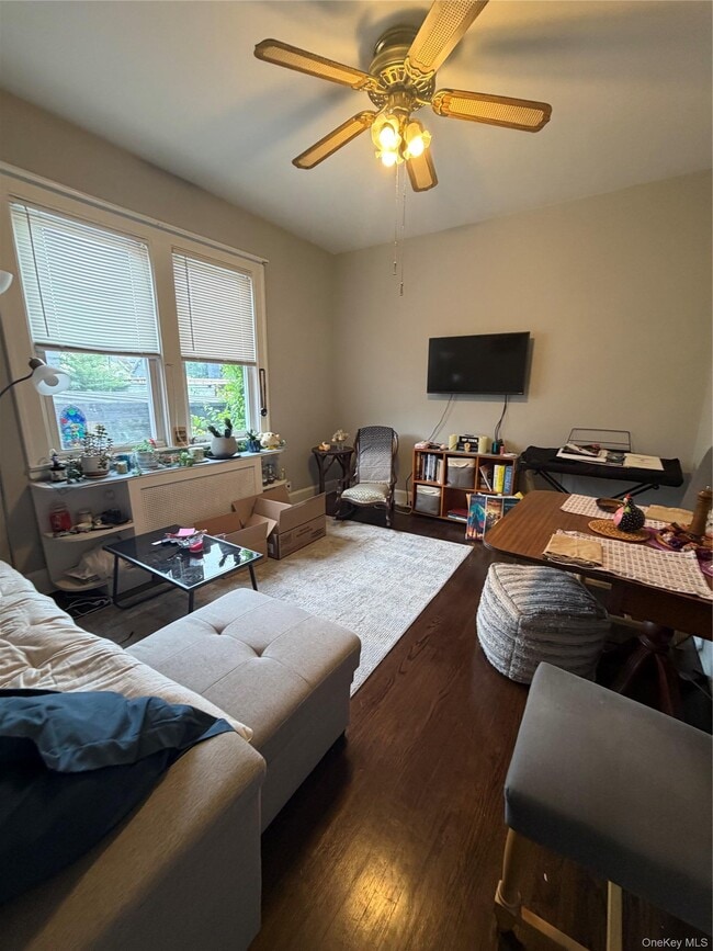 Photo - 53 1st St