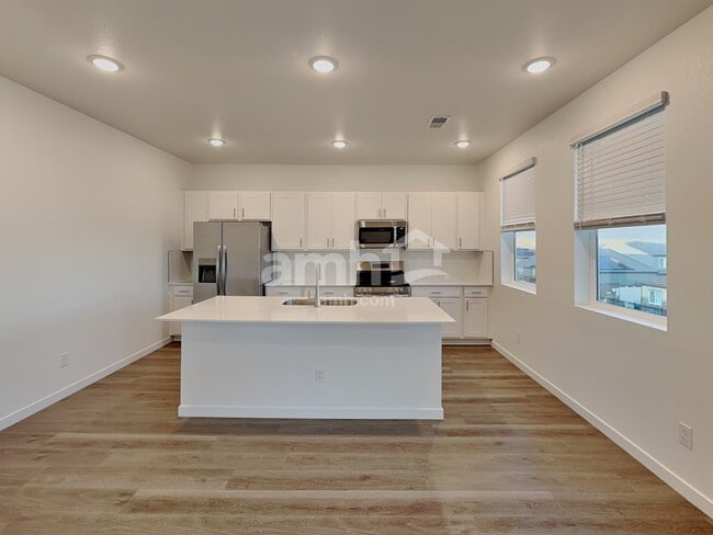 Photo - 26136 E Calhoun Pl