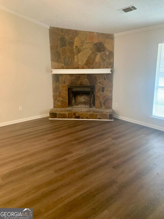 Photo - 5663 St Thomas Dr