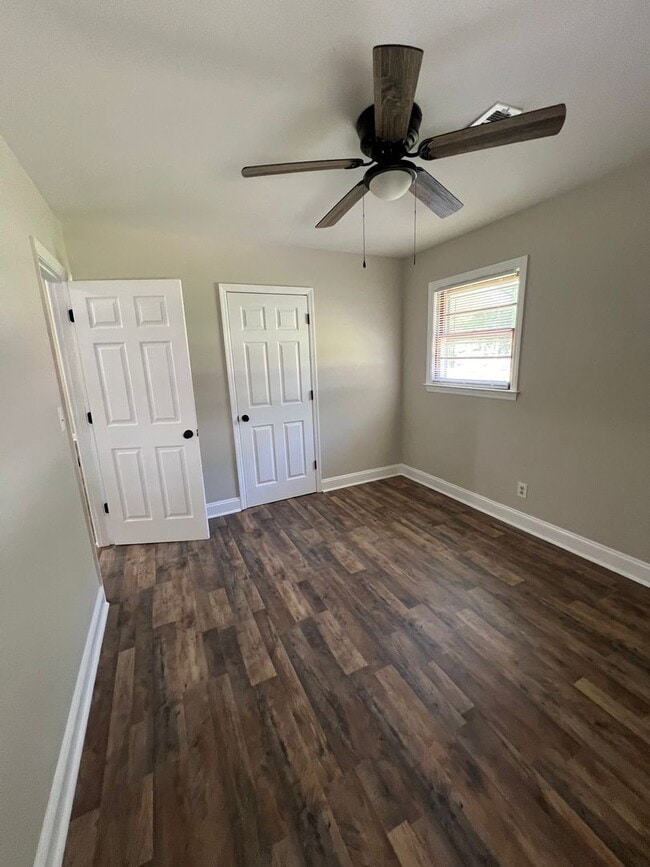 Photo - 836 White Oak Dr Unit C