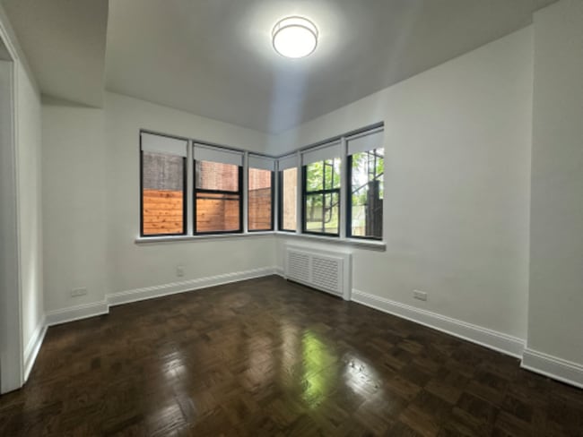 Photo - 20 Beekman Pl Unit 20 Beekman Place