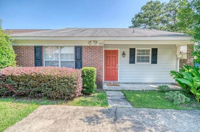 Building Photo - 814 Jamestown Ct Rental