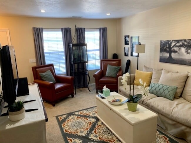 Photo - 1784 Kiera Ct