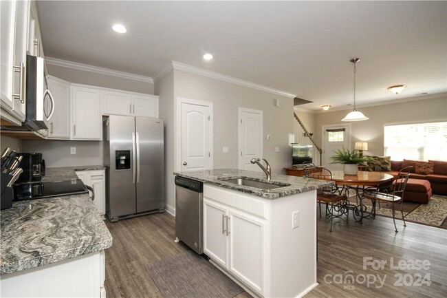 Photo - 1166 Almerton Dr Townhome