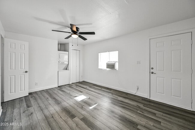 Photo - 1241 E McKinley St Unit 2