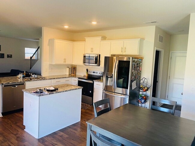 Photo - Spacious Newer Construction In Candler