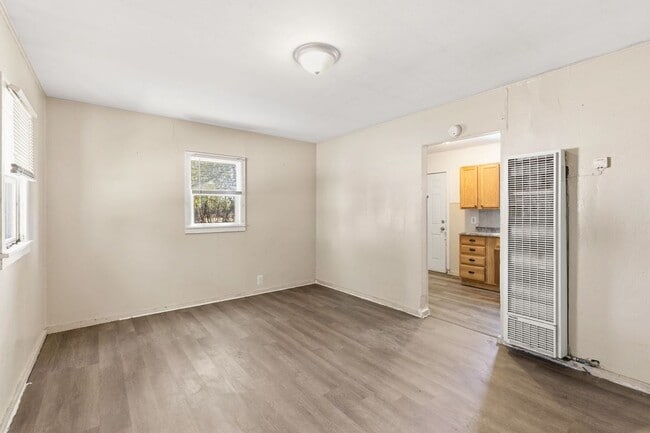 Photo - 207 N Santa Fe Ave Unit 1