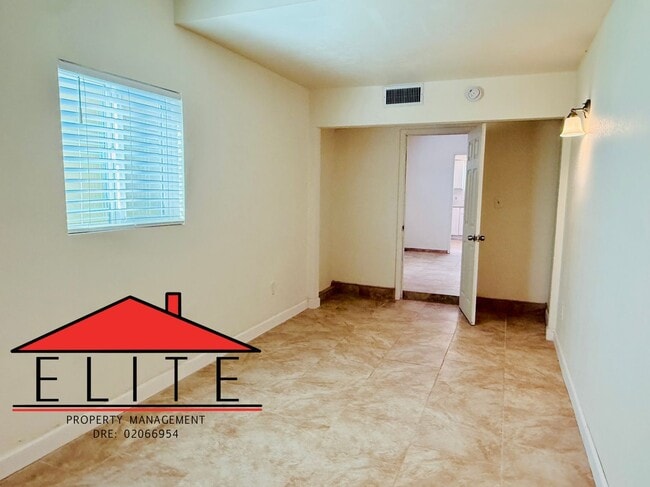 Photo - 332AL Unit #2