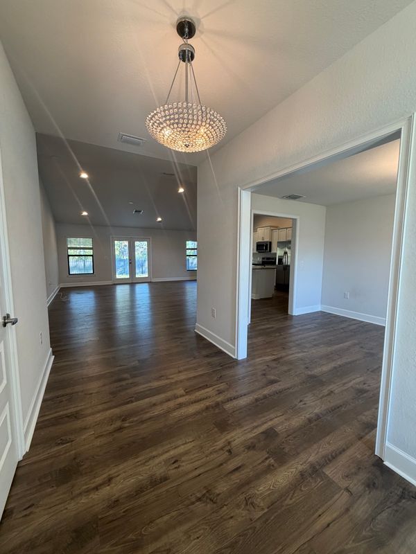 Photo - 4602 Karen Ave N