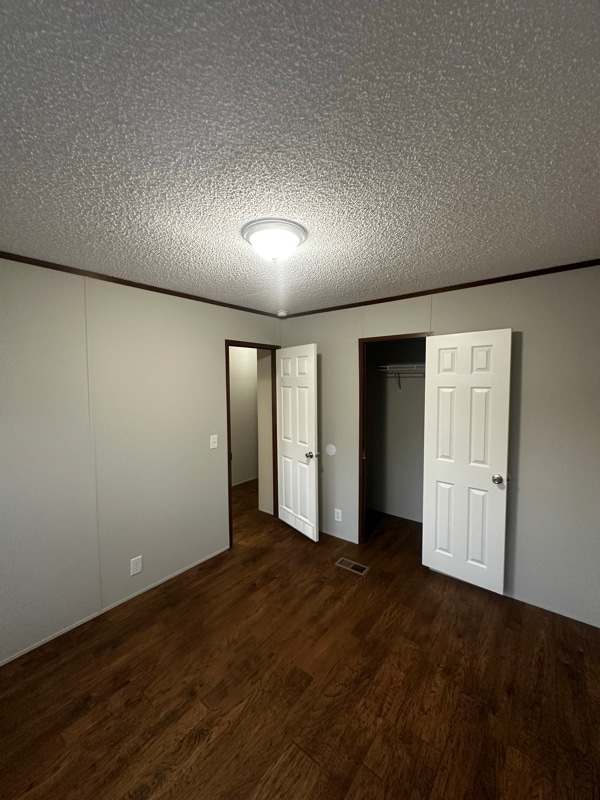 Photo - 9477 Lansdowne Rd