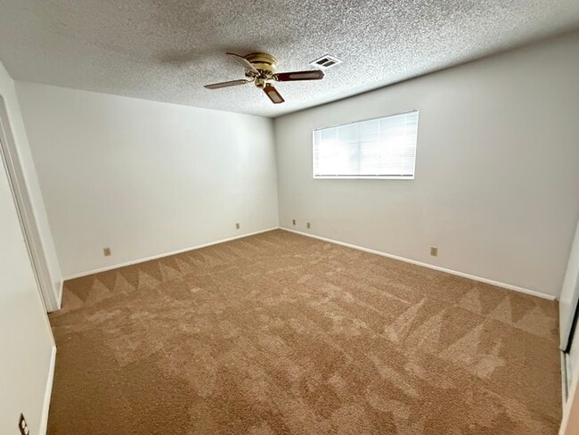 Photo - Carry Over Showing: This property has been shown before and will be rented to the first most qual...