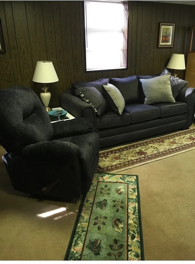 Photo - 3820 Orchard Rd SE -APT