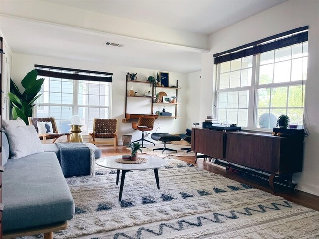 Photo - 3305 Larry Ln