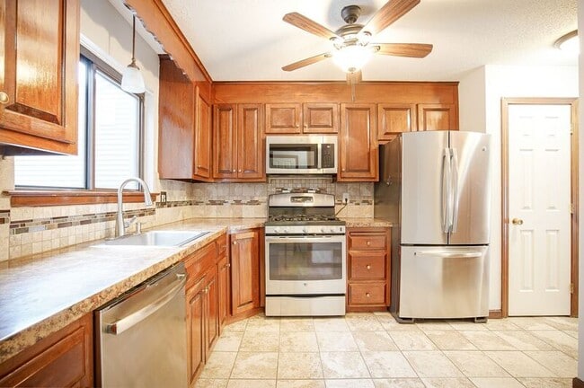 Photo - 155 Wynwood Dr