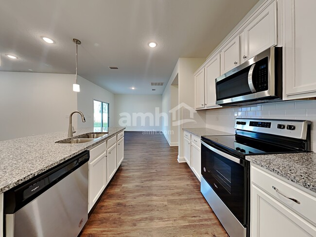 Photo - 219 Banyan Frst Dr