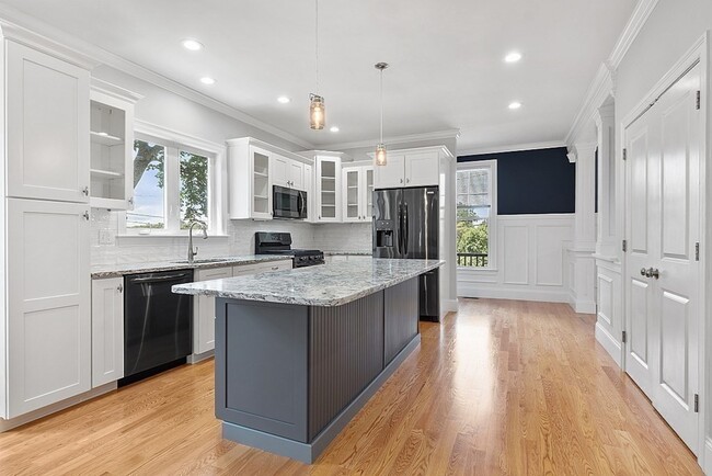 Photo - 24 Church St