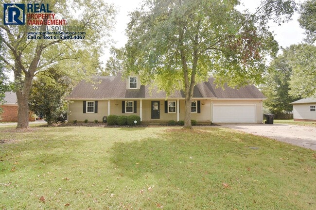 Building Photo - Amazing 4 bd 3 bath home! Fenced-in yard, Attached garage and Bonus room, washer & dryer included!