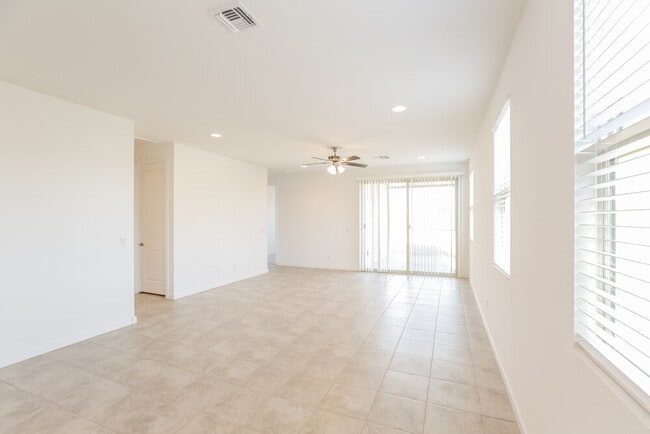 Photo - 17484 W Sunnyslope Ln