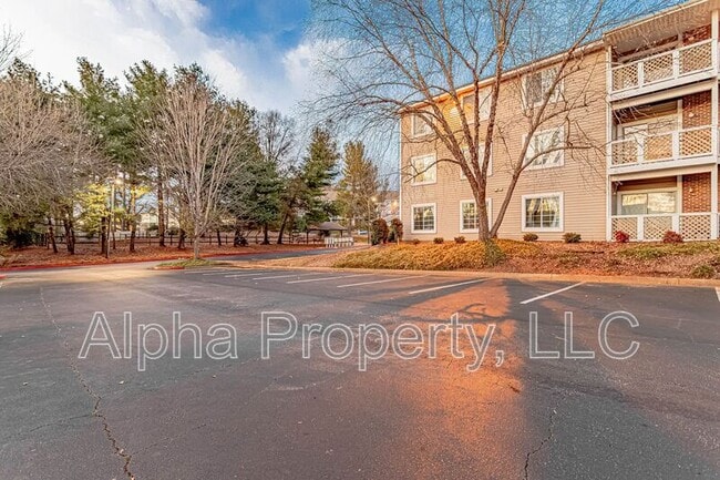 Photo - 220 Elm St Unit 102