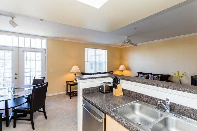 Photo - 770-307 Siena Palm Drive