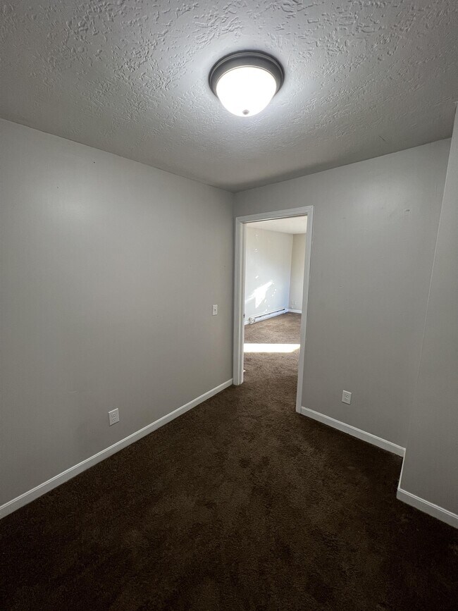 249 Shepper Ave Townhome Townhome Rental in Plain City OH