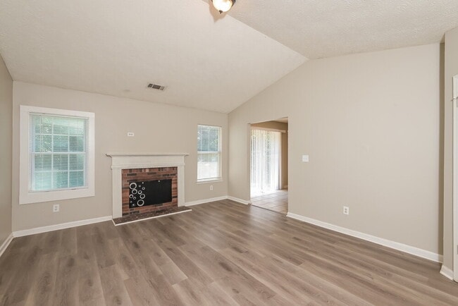 Photo - 8756 Ansley Way