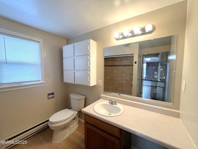 Photo - 1539 G St Unit C