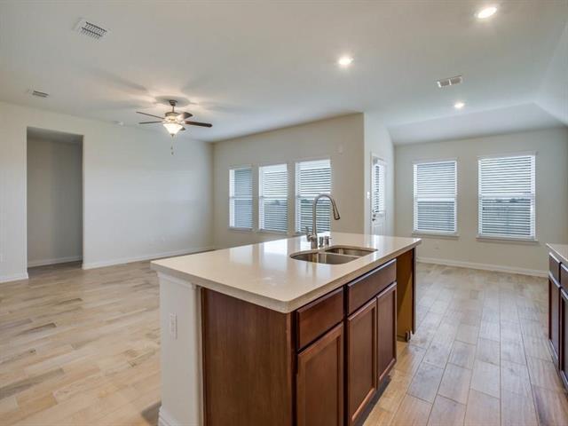 Photo - 8437 High Garden St