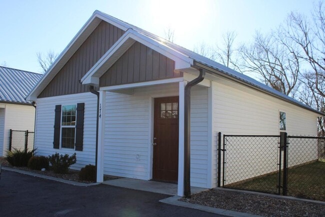 Building Photo - 192 Cane Creek Rd Rental