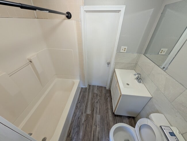 Photo - 1011 Reynosa St