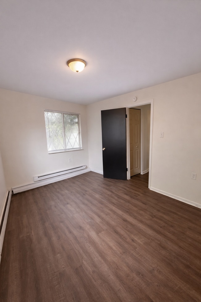 Photo - Pre-leasing: 1 Bedroom 1 Bathroom apartment in Downtown Beaver! Unit Jefferson Trace 7-39