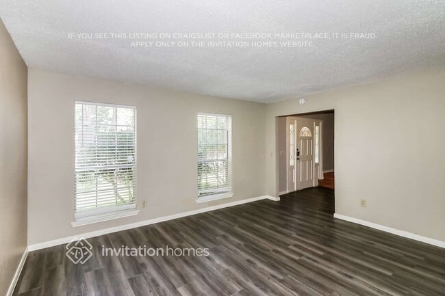 Photo - 16011 Sweetwater Creek Dr