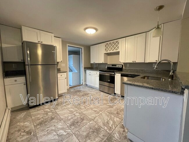 Photo - 123-125 Williams St