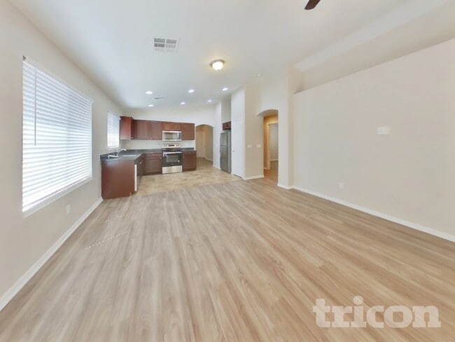 Photo - 1627 W Prospector Way