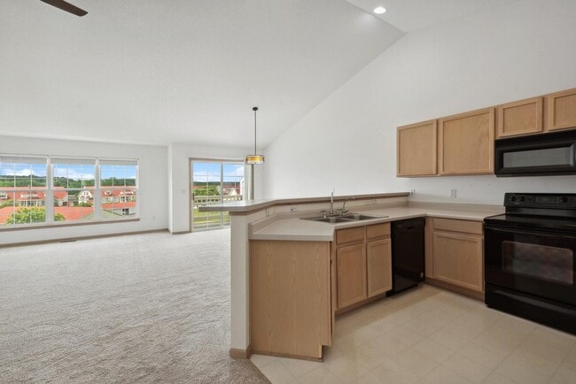 Photo - 2152 Newbury Ln