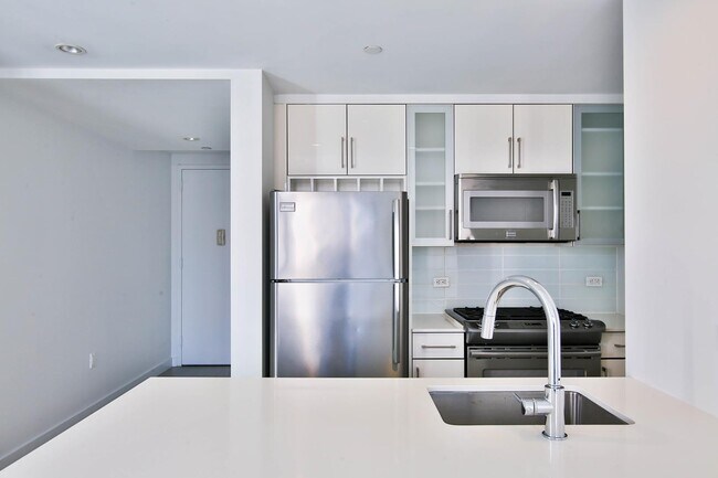 Photo - 3 W 36th St.