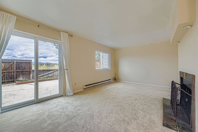 Photo - Light, Bright, Peaceful 3BR Townhome in Lo...
