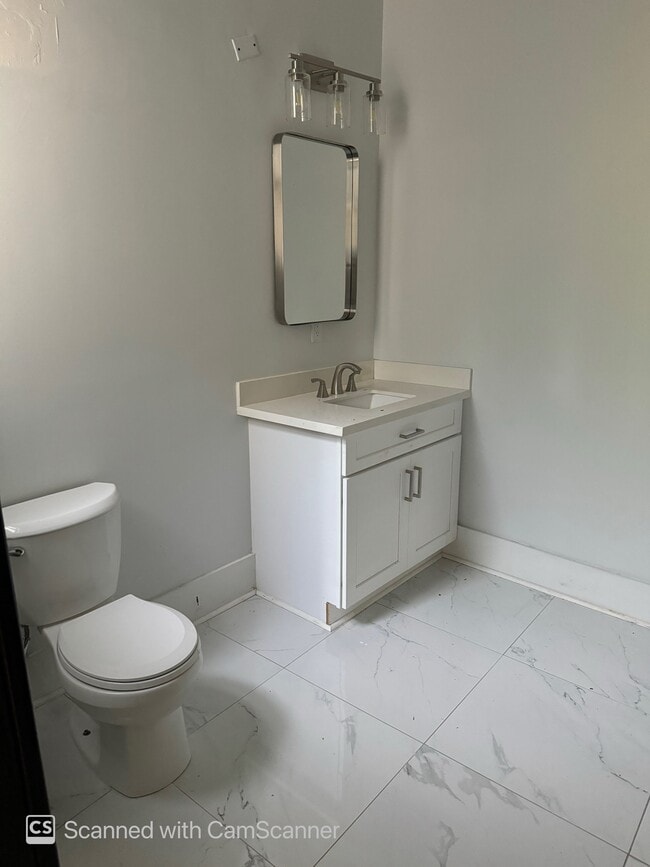 Photo - 634 N 7th St Unidad B