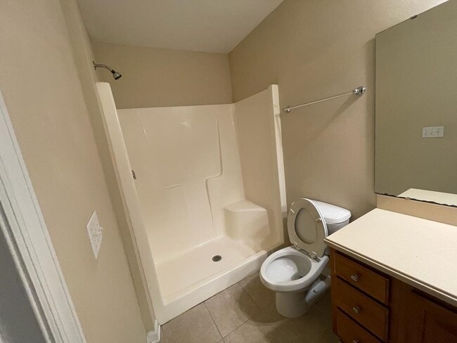 Photo - 1611 Quazar Rd