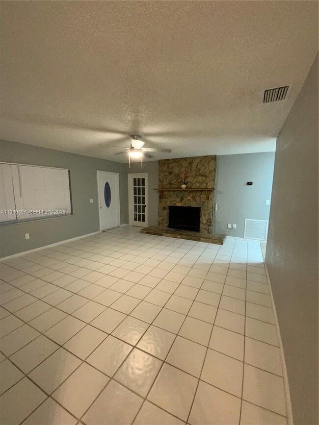 Photo - 11128 Median St