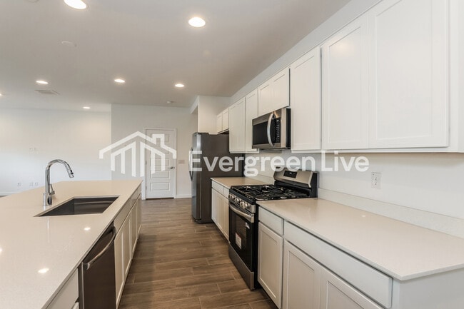 Photo - 10118 E Ulysses Ave