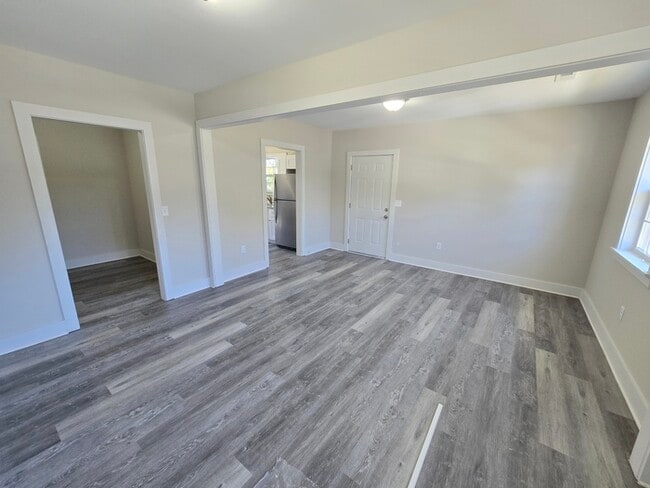 Photo - 9447 Peachtree St