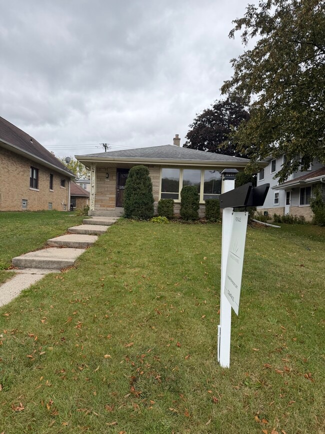 Photo - 4321 N 99th St