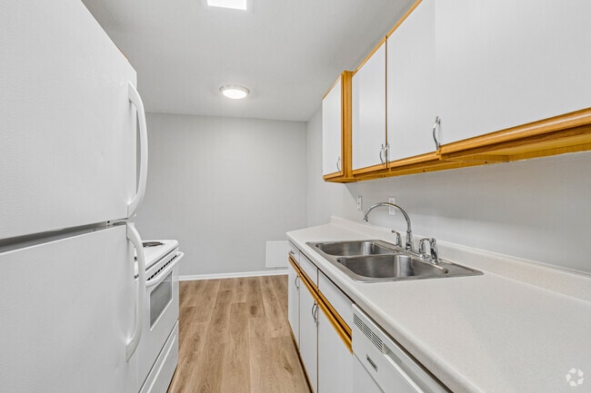 1 dormitorio, 1 baño - 600 pies cuadrados - Cocina y comedor