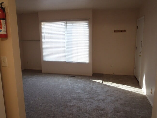 Photo - 4501 rushmore Dr NE Unit 19