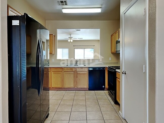 Photo - 7201 W Sunderland Ave