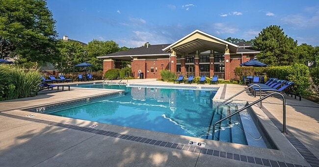 Woodlake Apartments